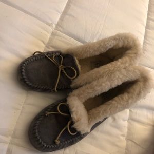 cold shoe very comfortable good condition